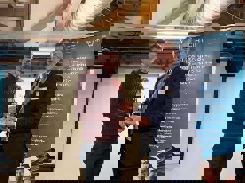 Jack Smith, Apprentice Engineer, Arup receiving his trophy from Martin Tugwell, CIHT President at the CIHT Young Professionals Conference 2019