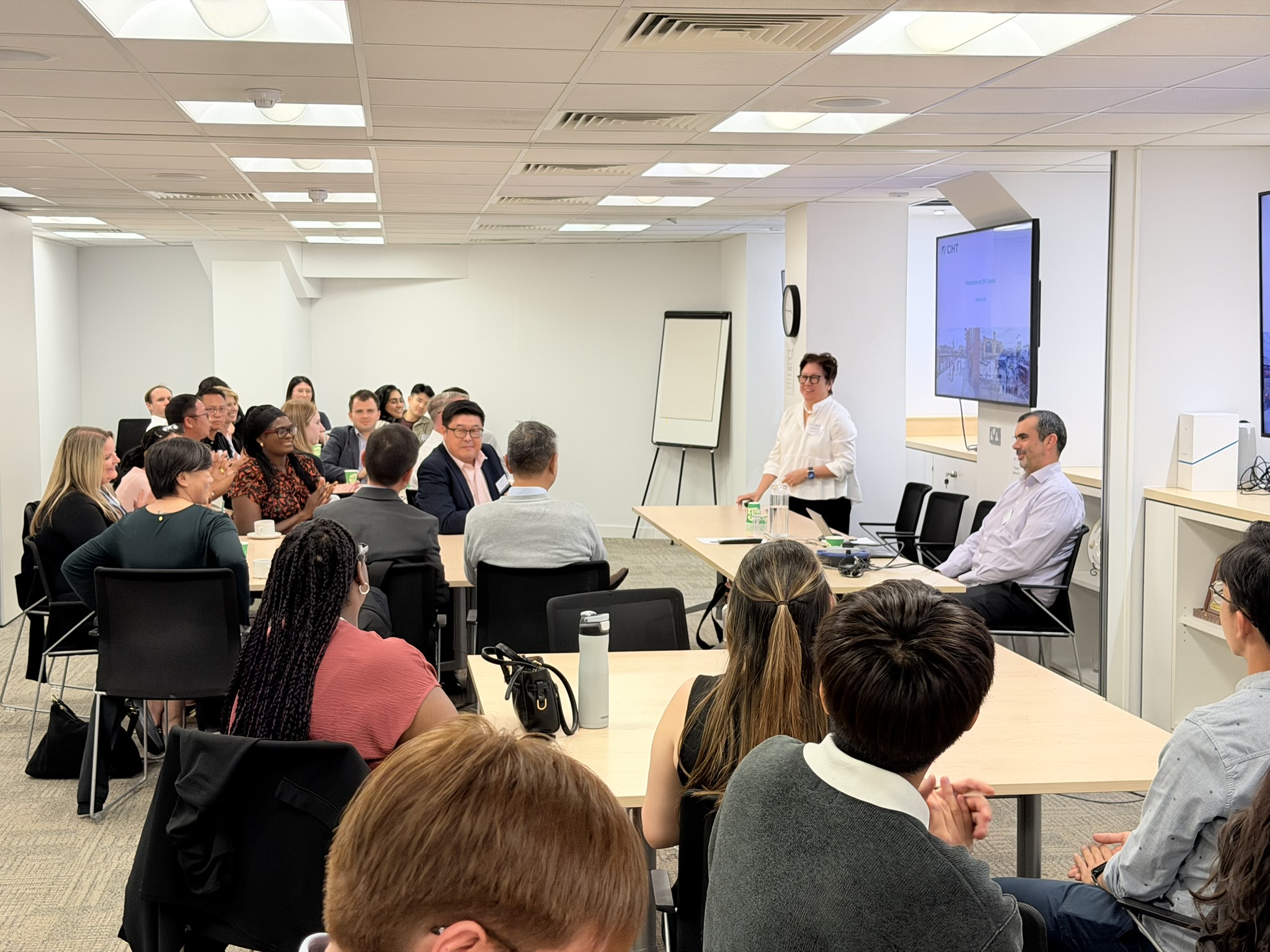 Michelle Wood, CIHT London representative, presenting to the group
